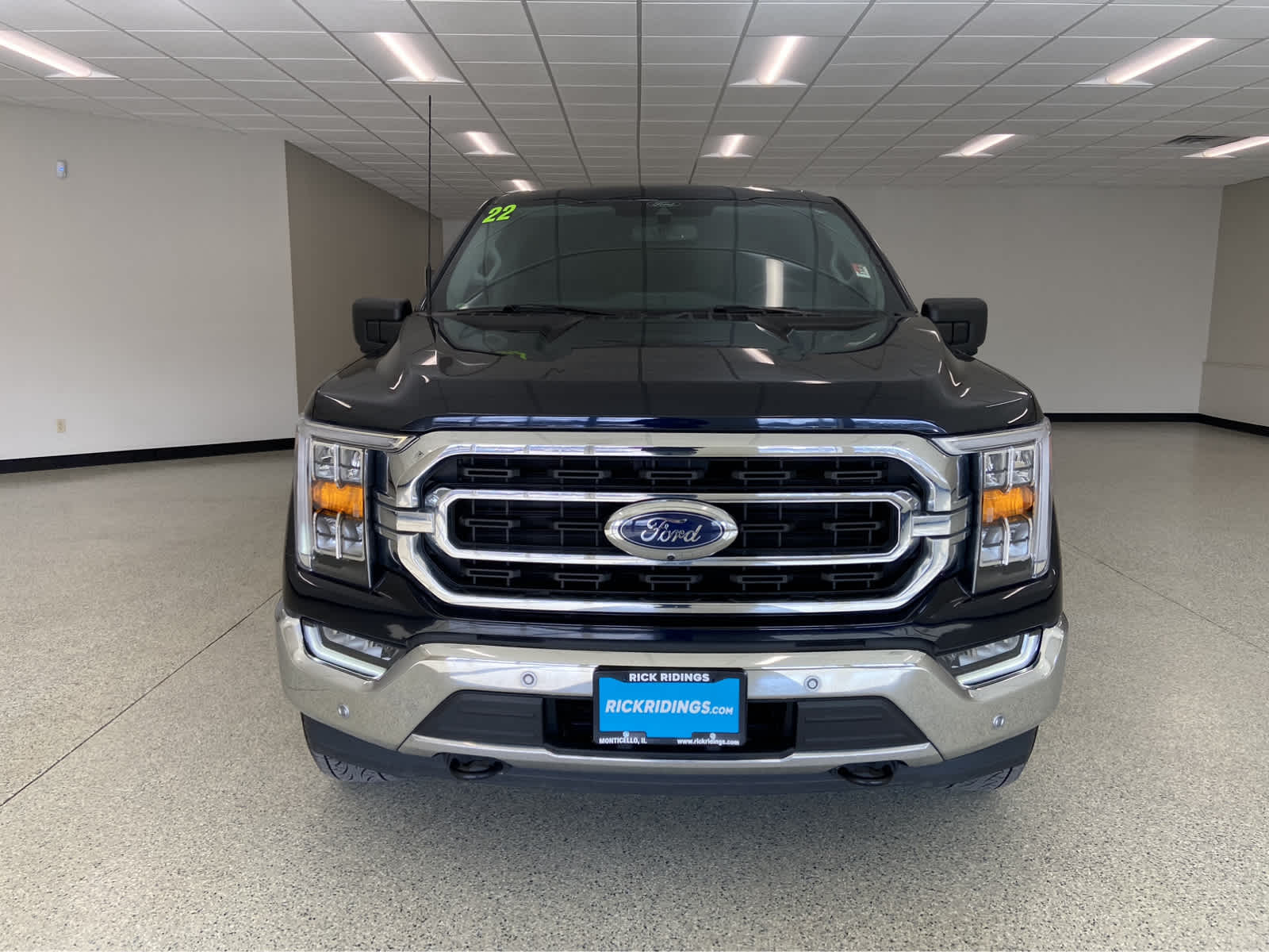 Used 2022 Ford F-150 XLT with VIN 1FTEW1EP4NFA66197 for sale in Monticello, IL