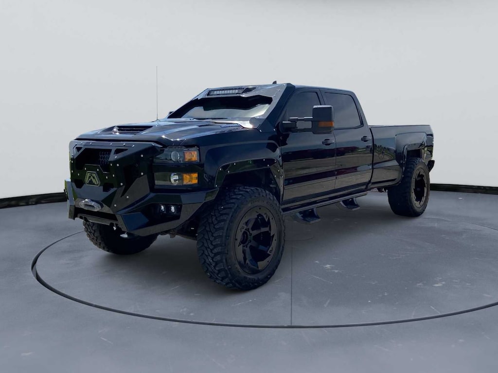 Used 2017 Chevrolet Silverado 3500HD LTZ 4WD Crew Cab 153.7 4WD Crew Cab 153.7