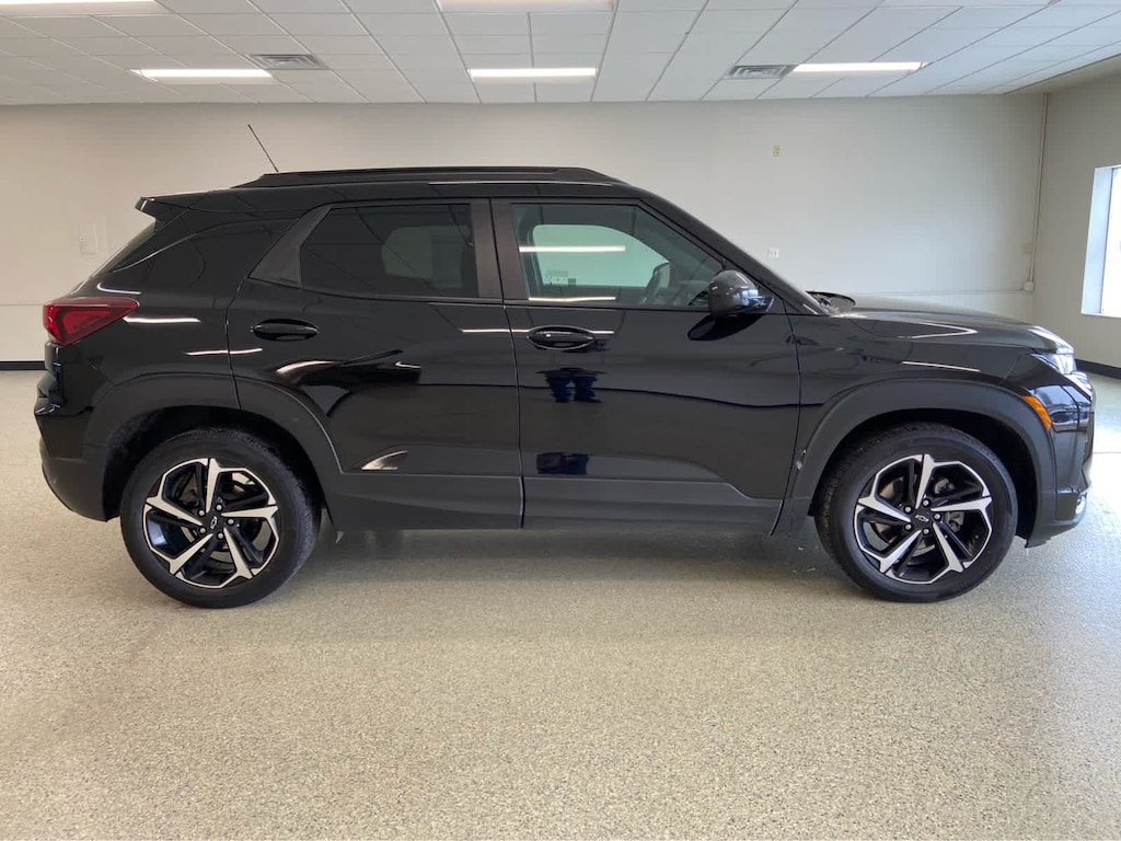 Used 2022 Chevrolet Trailblazer RS FWD