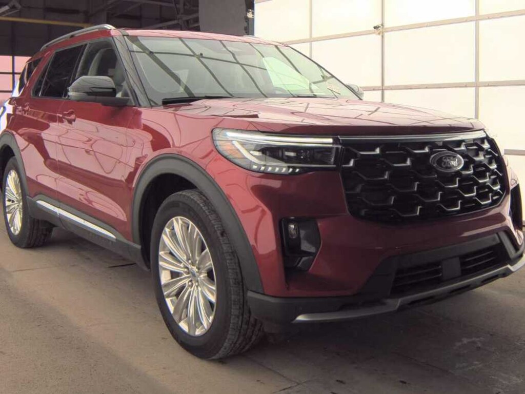 Used 2025 Ford Explorer Platinum 4WD