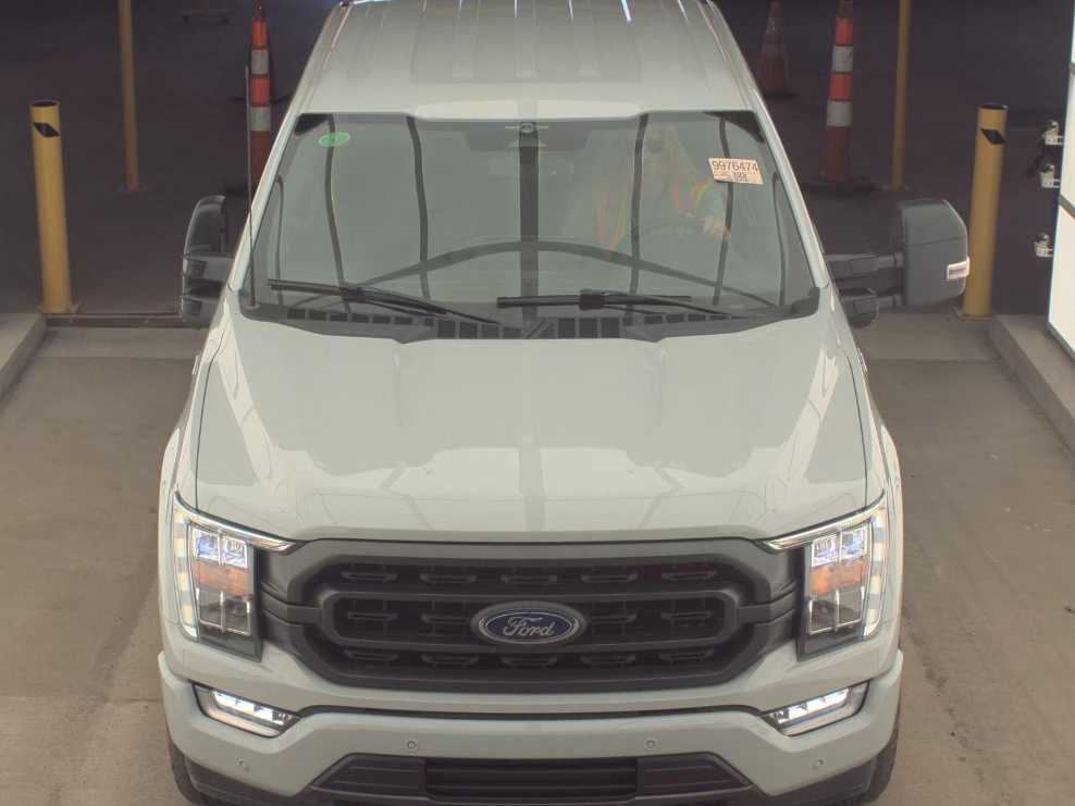 2023 Ford F-150 XLT photo 2