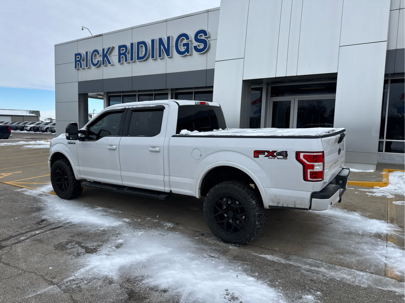 2019 Ford F-150 XLT photo 2