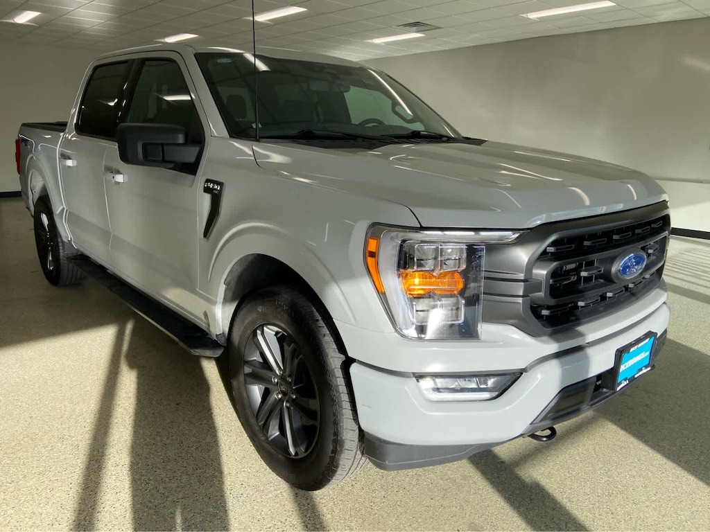 Used 2023 Ford F-150 XLT 4WD Supercrew 5.5 Box 4WD SuperCrew 5.5 Box