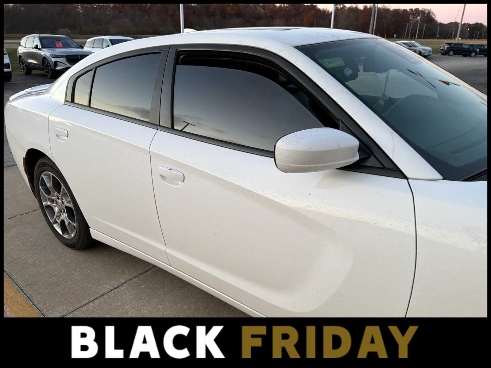 2015 Dodge Charger SXT photo 2