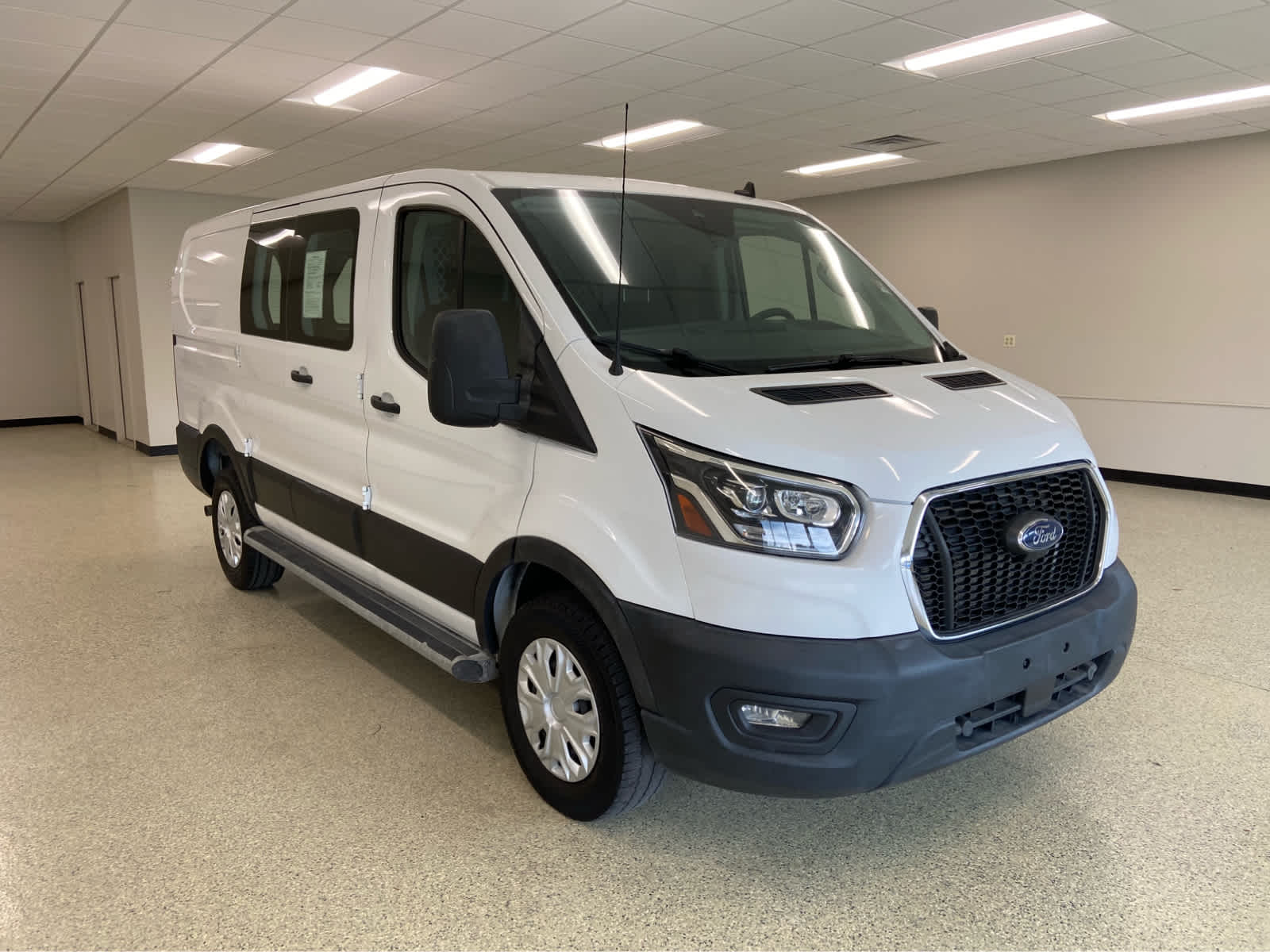 2023 Ford Transit Van photo 3