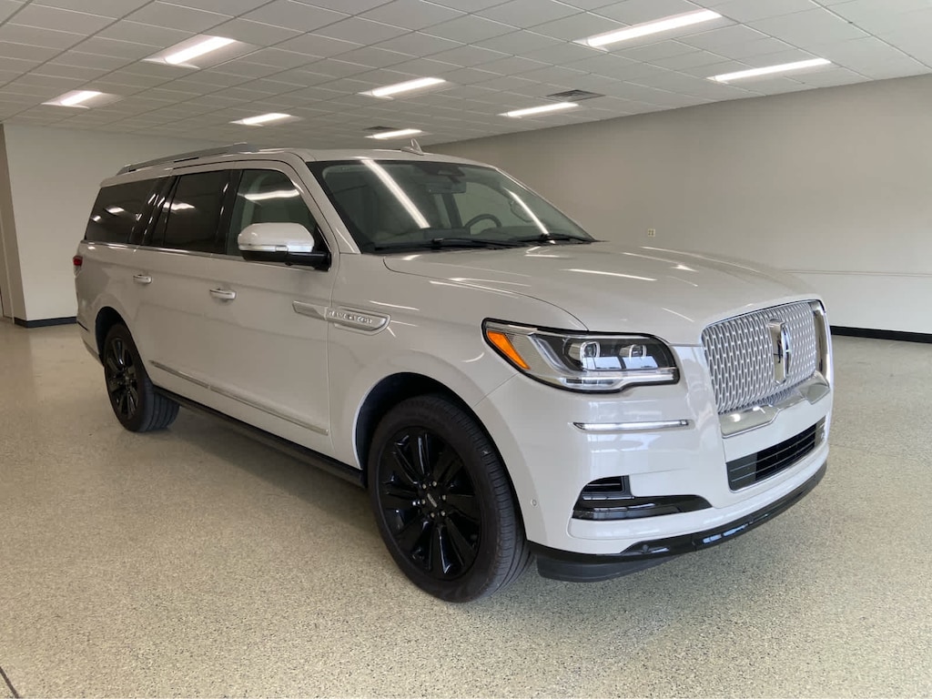 Used 2024 Lincoln Navigator L Reserve 4x4