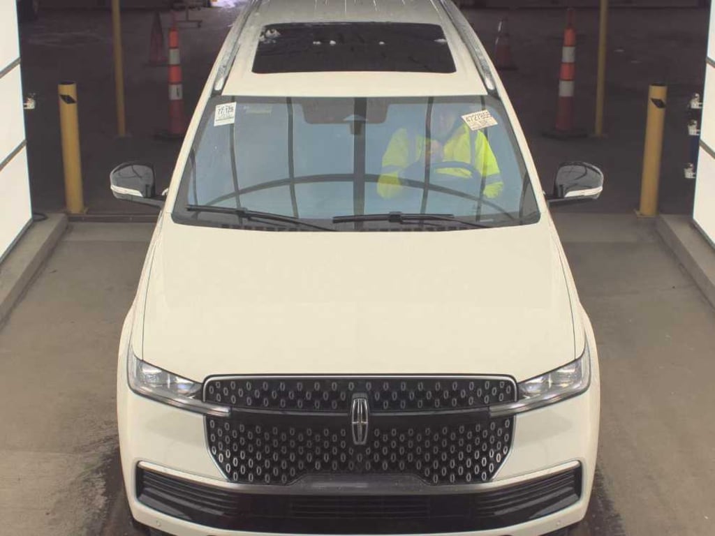 Used 2025 Lincoln Navigator L Reserve 4x4