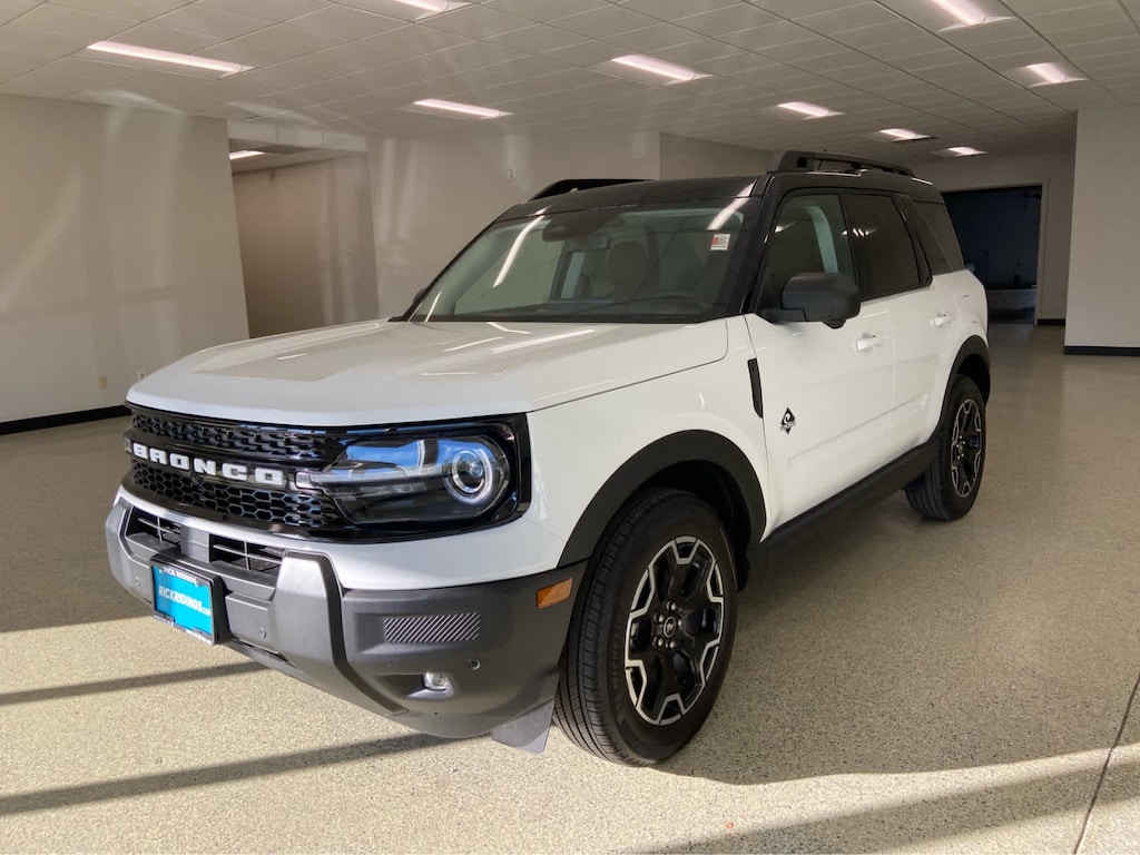 New 2025 Ford Bronco Sport Outer Banks 4x4