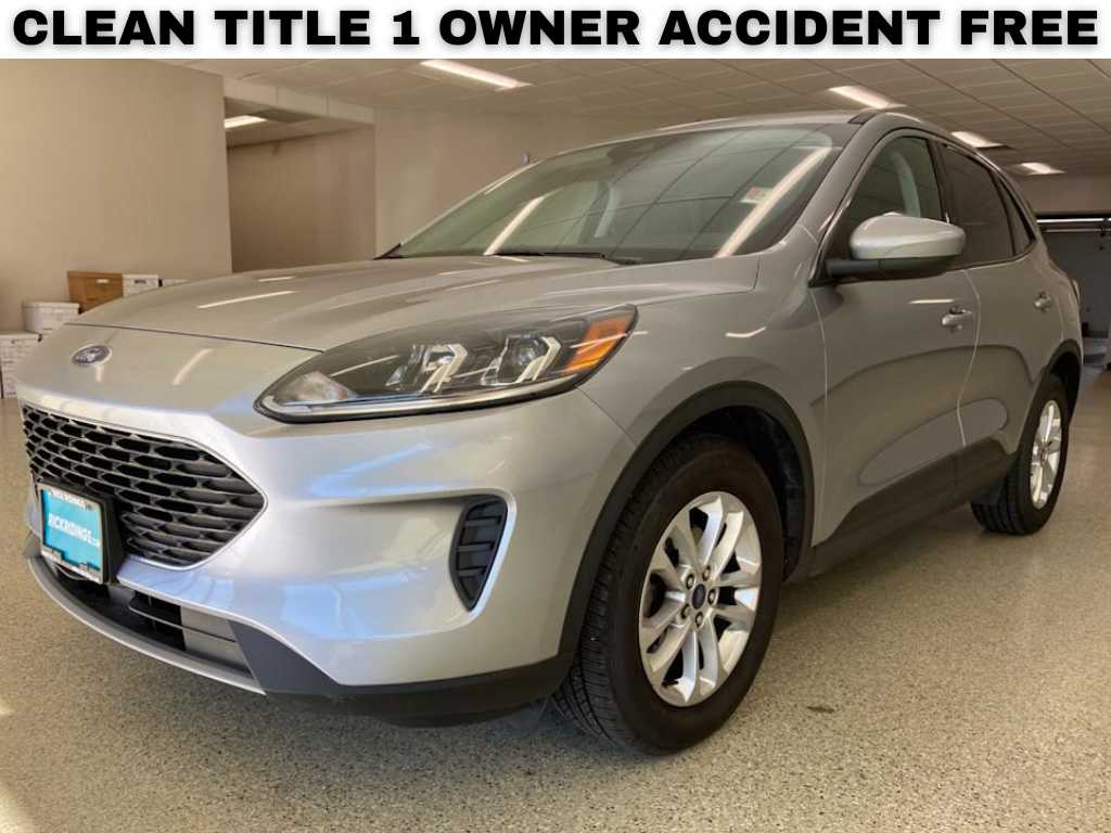 2021 Ford Escape SE's photo