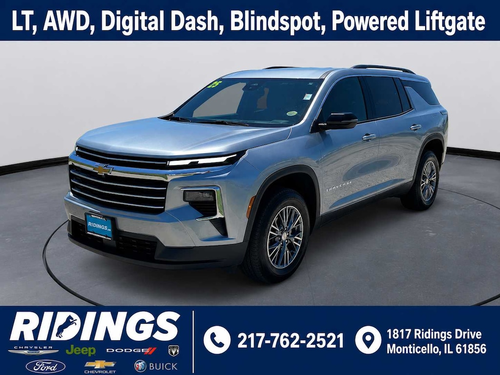 Used 2026 Chevrolet Traverse AWD LT