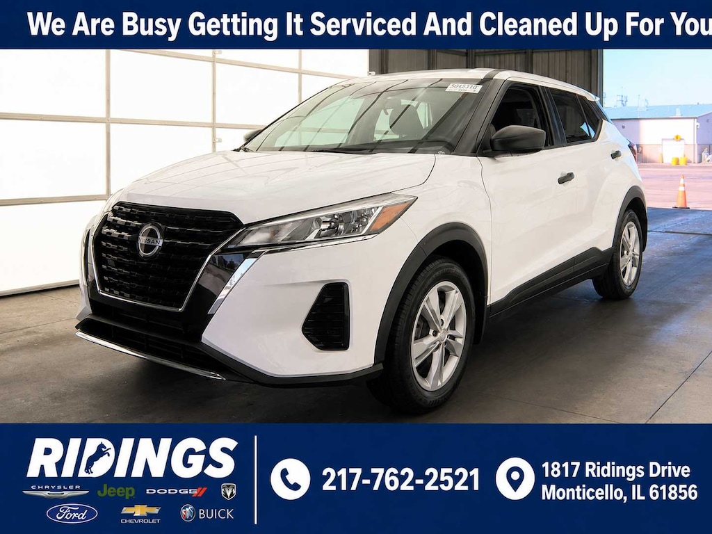 Used 2025 Nissan Kicks Play S FWD