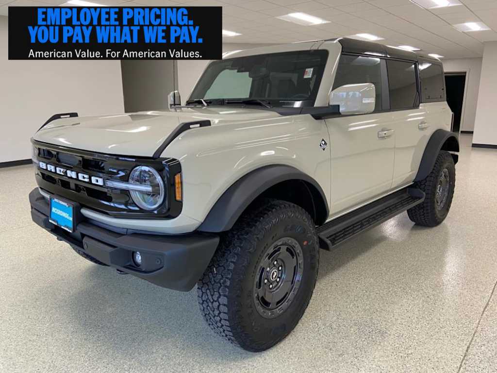 2025 Ford Bronco Outer Banks 4x4's photo