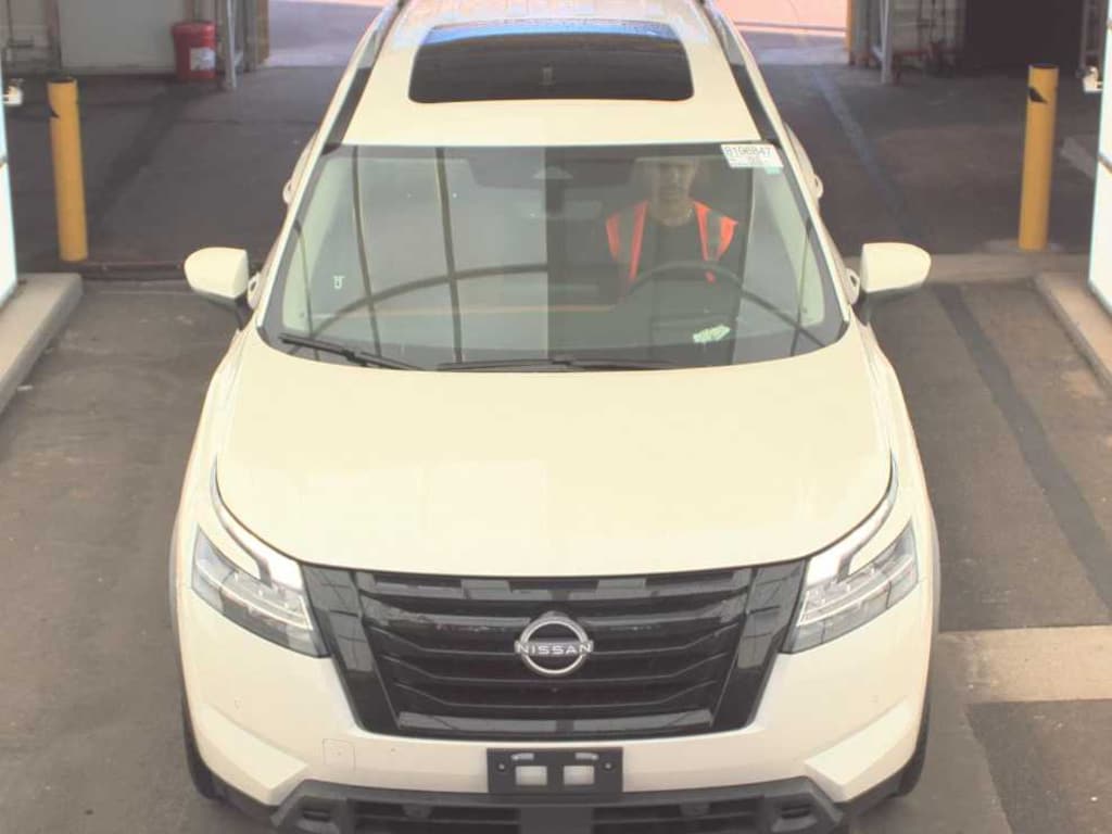Used 2023 Nissan Pathfinder Platinum 4WD