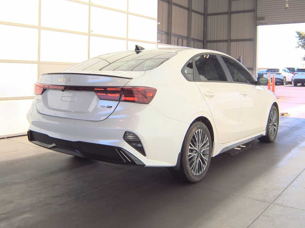 Used 2023 Kia Forte GT-Line IVT