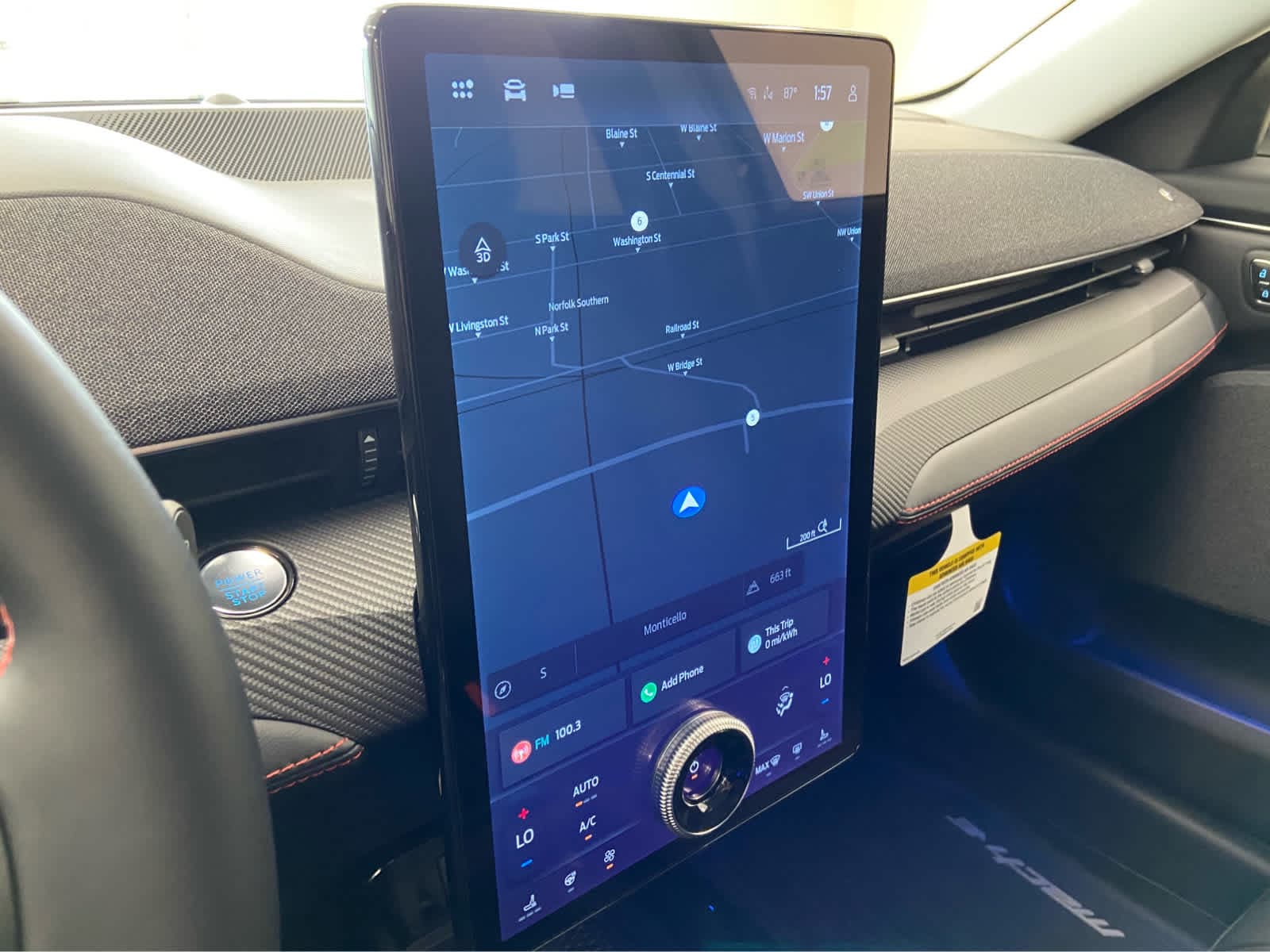2025 Ford Mustang Mach-E Premium - Photo 32