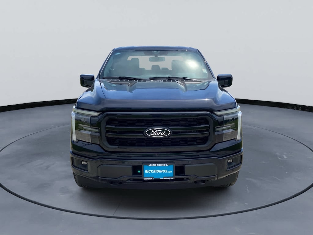 Used 2025 Ford F-150 Lariat 4WD Supercrew 5.5 Box 4WD SuperCrew 5.5 Box
