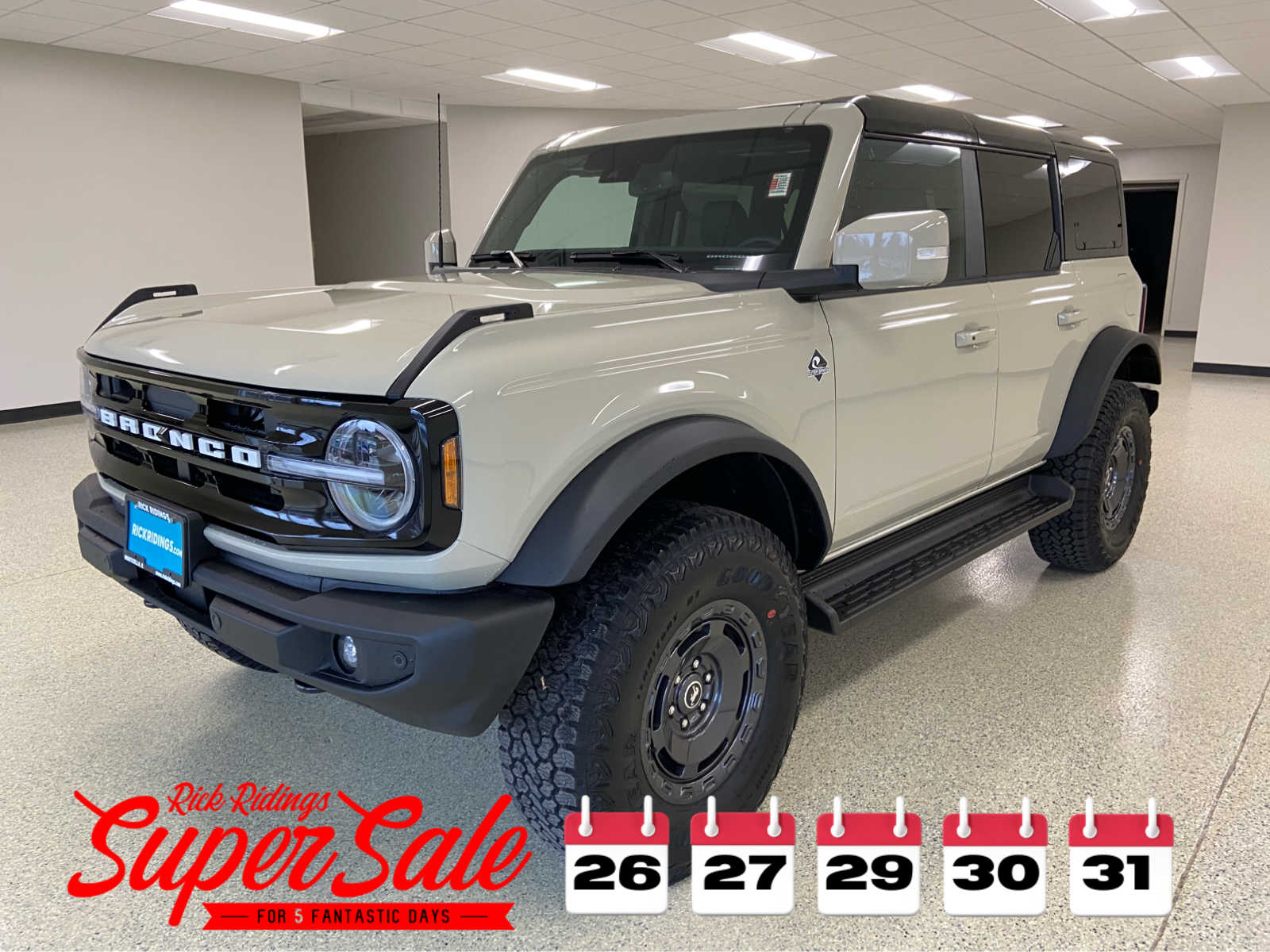 2025 Ford Bronco 4-Door Outer Banks's photo