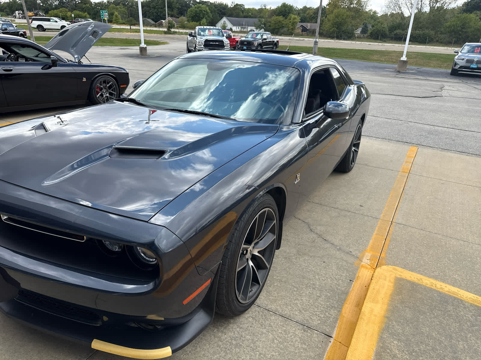 2017 Dodge Challenger R/T Scat Pack photo 2
