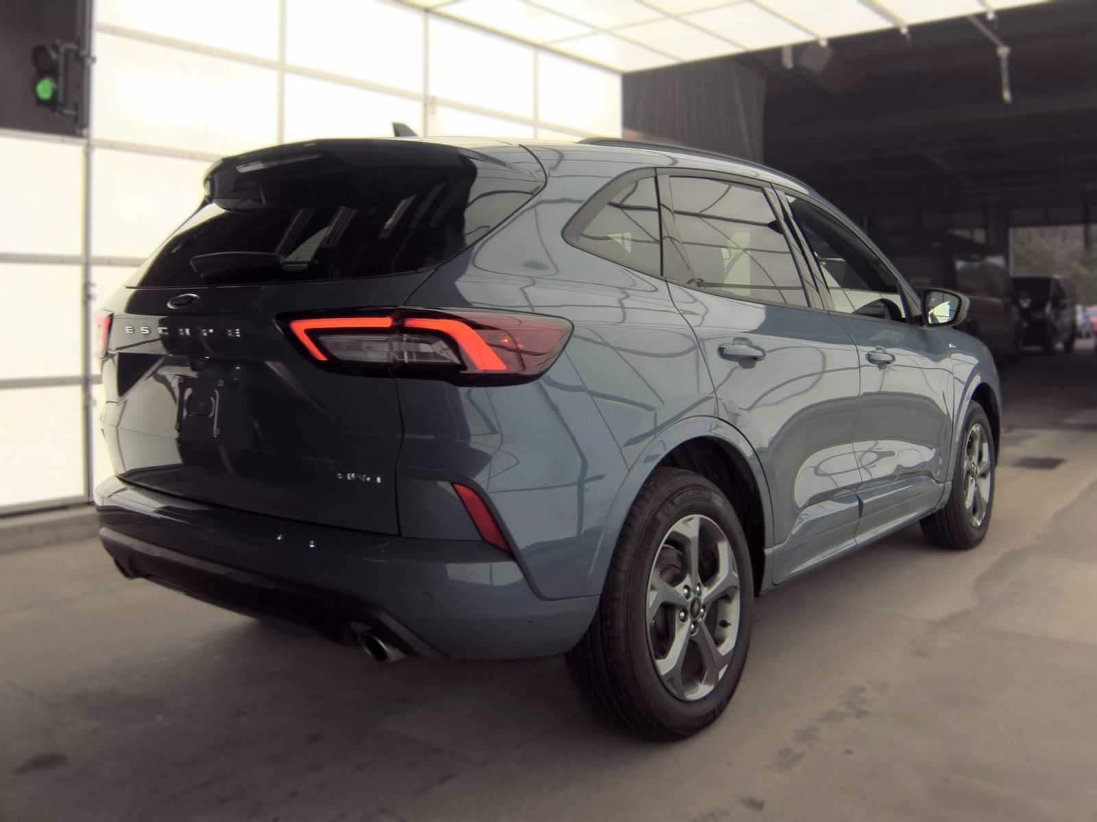 Used 2024 Ford Escape ST-Line AWD