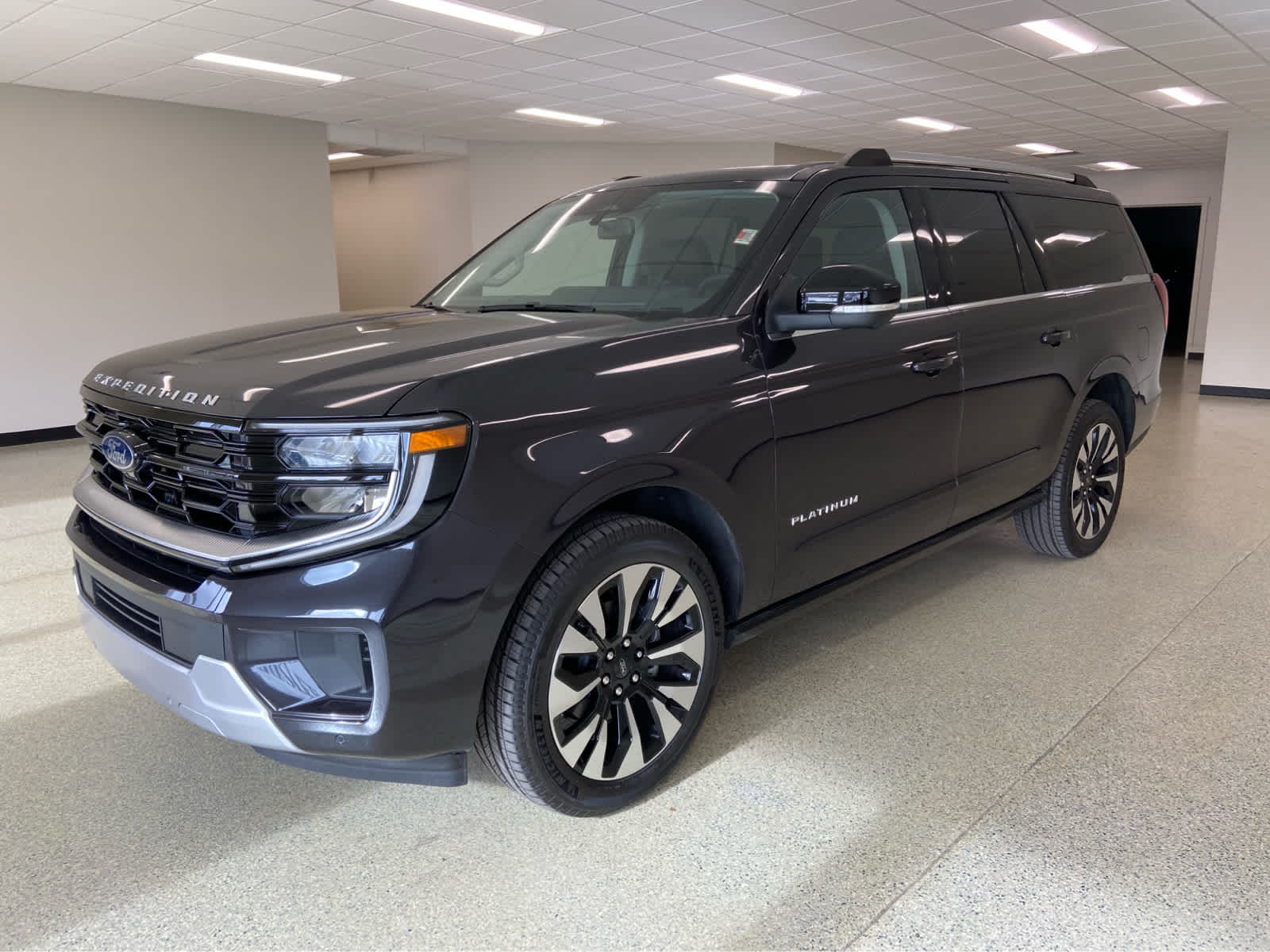 2025 Ford Expedition Platinum's photo