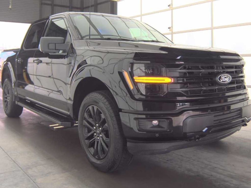 Used 2024 Ford F-150 XLT 4WD Supercrew 5.5 Box 4WD SuperCrew 5.5 Box