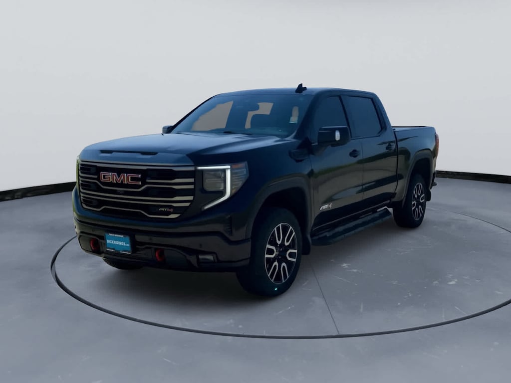 Used 2023 GMC Sierra 1500 AT4 4WD Crew Cab 147 4WD Crew Cab 147
