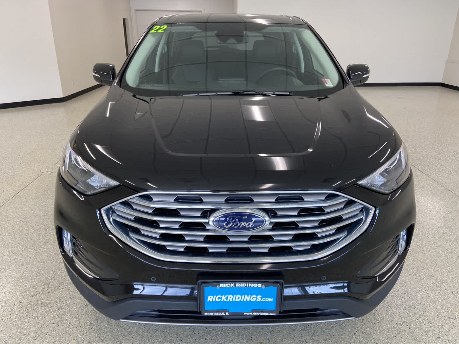 Used 2022 Ford Edge Titanium with VIN 2FMPK4K90NBA69347 for sale in Monticello, IL