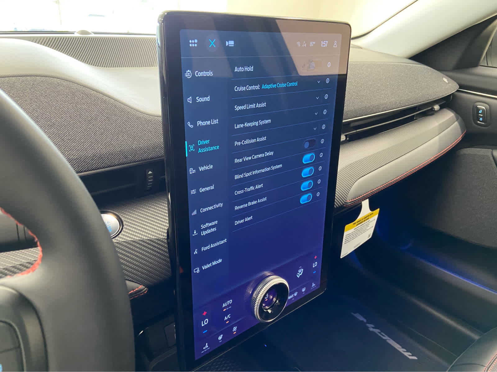 2025 Ford Mustang Mach-E Premium - Photo 36