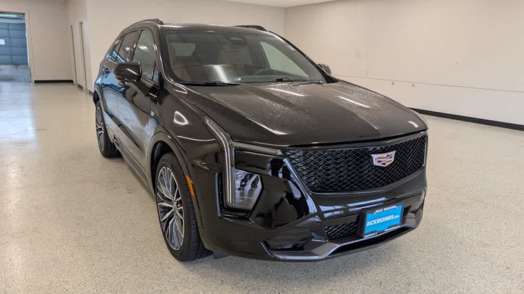 Used 2024 CADILLAC XT4 AWD Sport