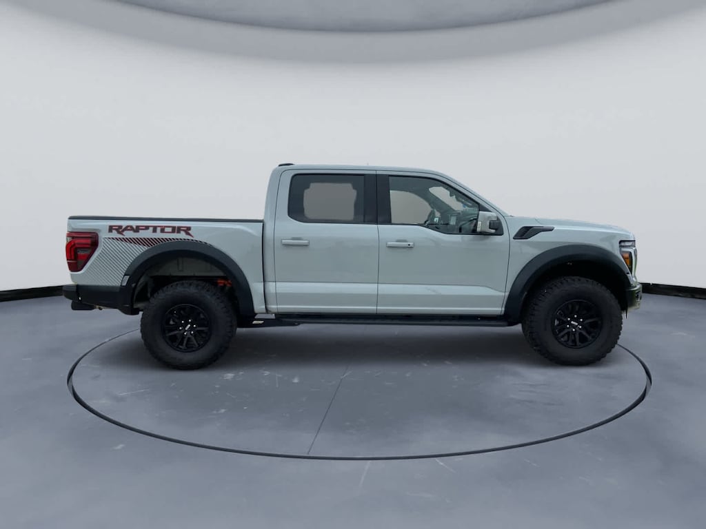 New 2026 Ford F-150 Raptor 4WD Supercrew 5.5 Box 4WD SuperCrew 5.5 Box