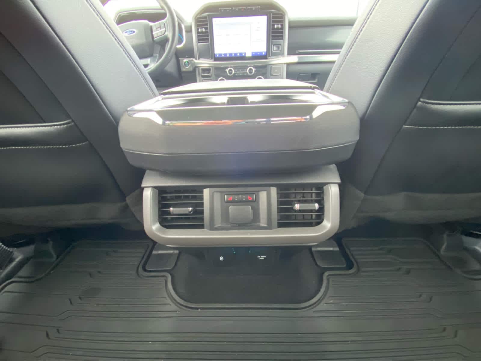 2023 Ford F-150 Lariat - Photo 17