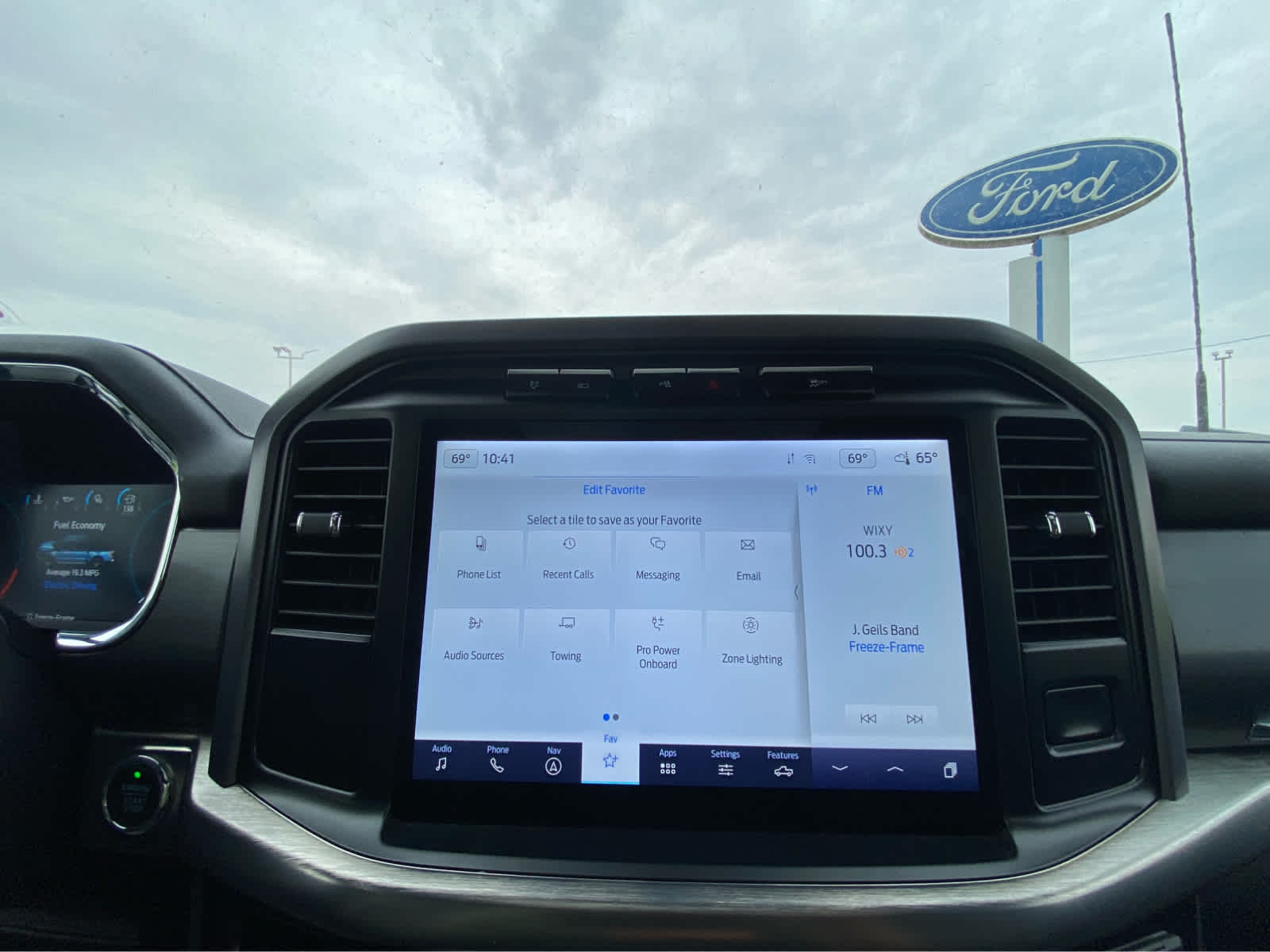 2023 Ford F-150 Lariat - Photo 31