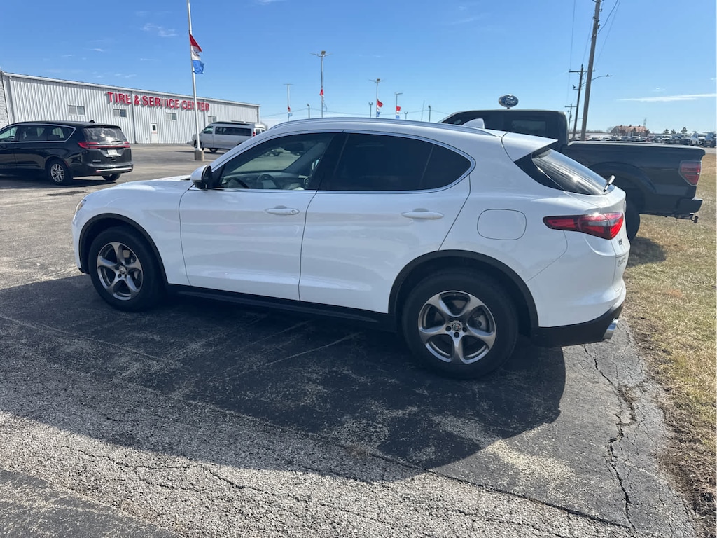 Used 2021 Alfa Romeo Stelvio AWD