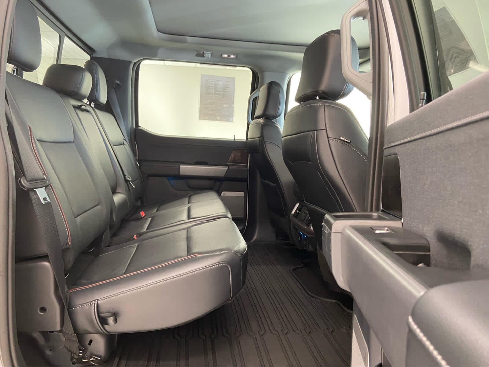 2023 Ford F-150 Lariat - Photo 15