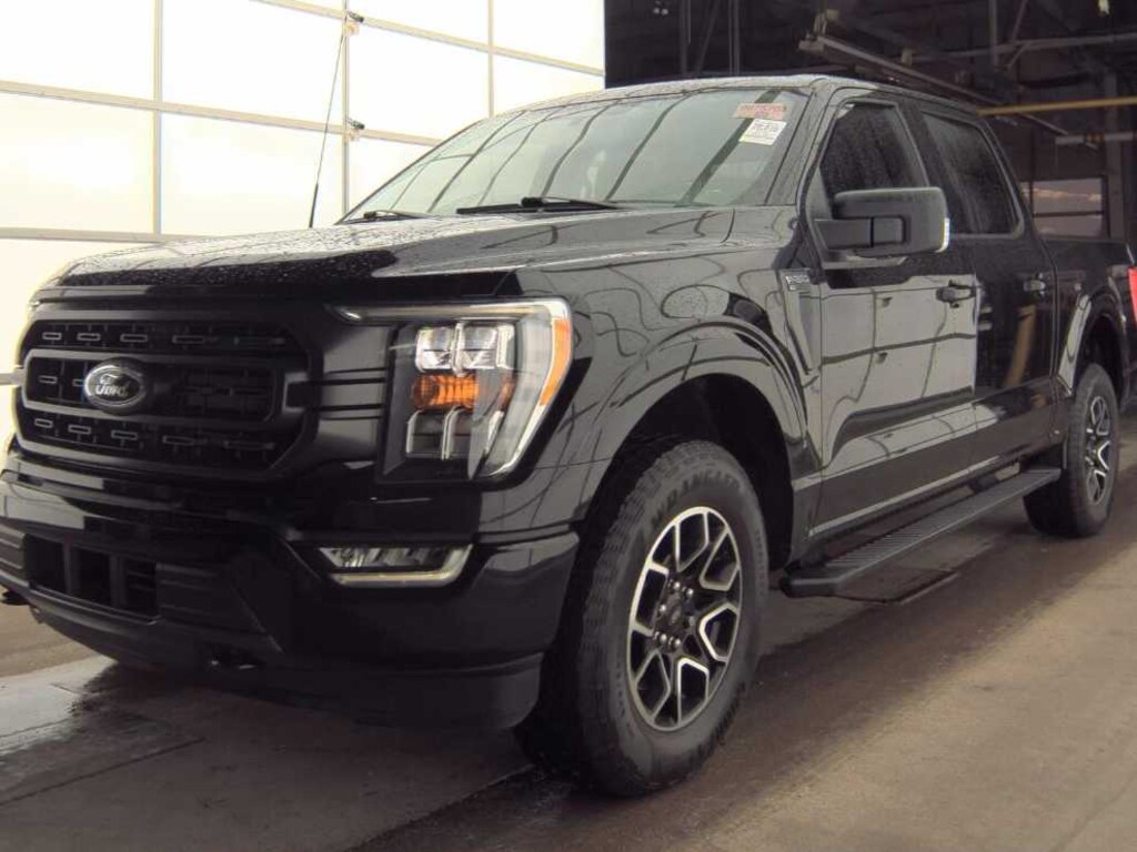 Used 2022 Ford F-150 XLT 4WD Supercrew 5.5 Box 4WD SuperCrew 5.5 Box