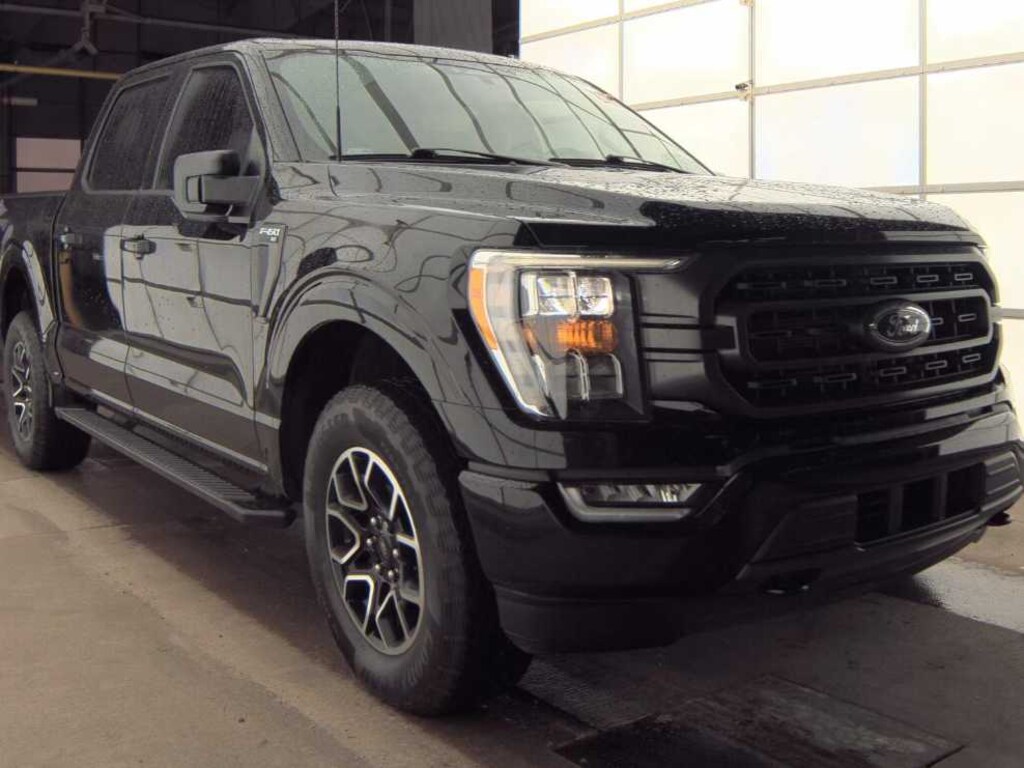 Used 2022 Ford F-150 XLT 4WD Supercrew 5.5 Box 4WD SuperCrew 5.5 Box
