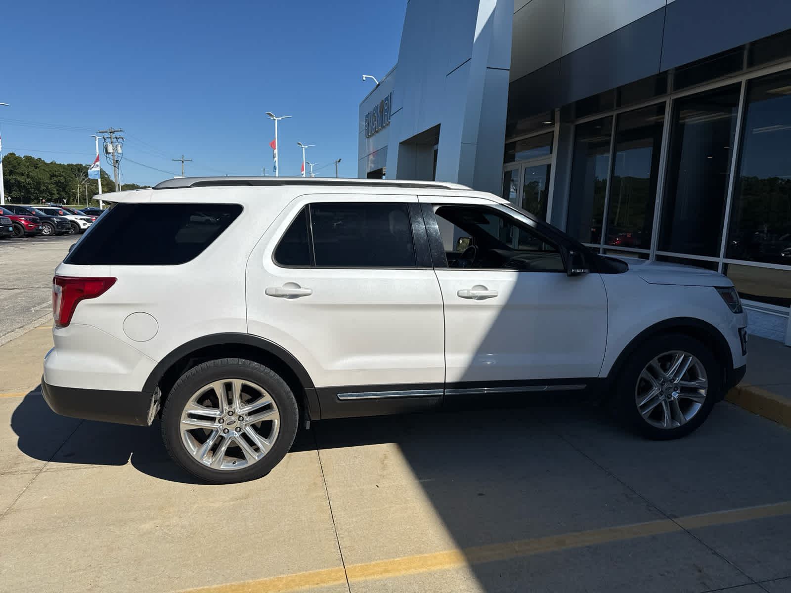 Used 2016 Ford Explorer XLT 4WD