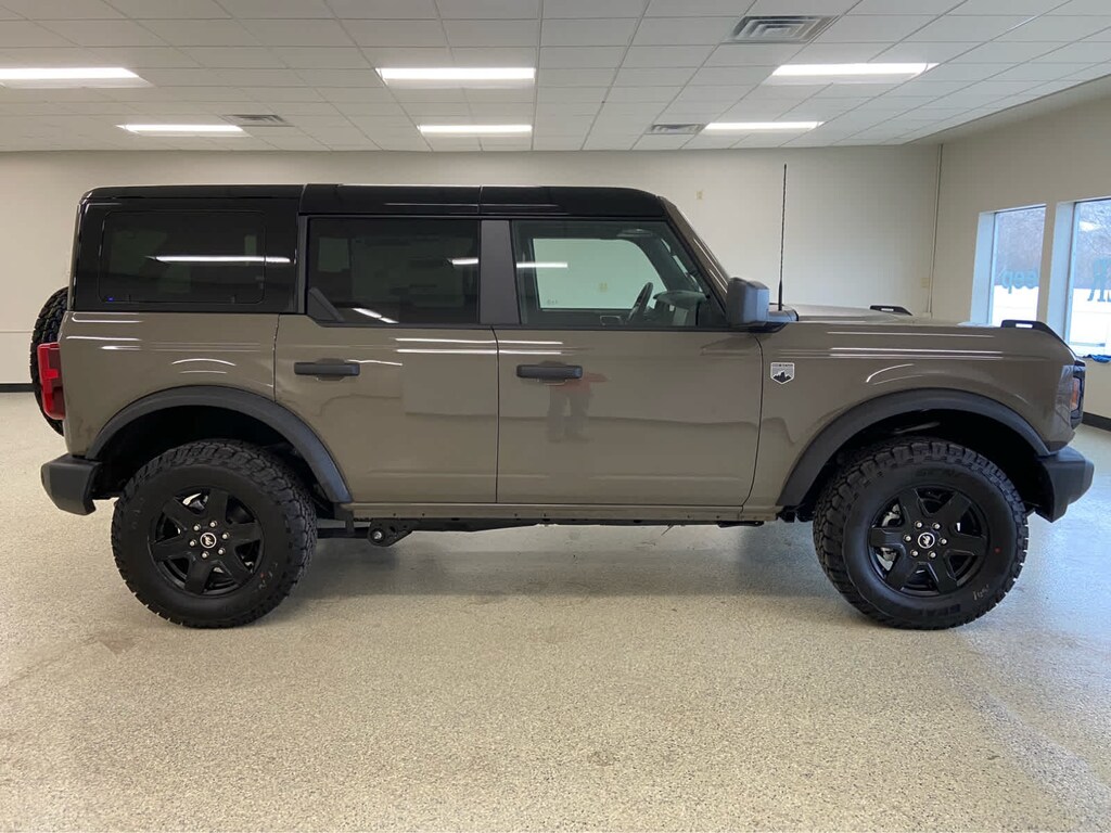 New 2025 Ford Bronco Big Bend 4x4