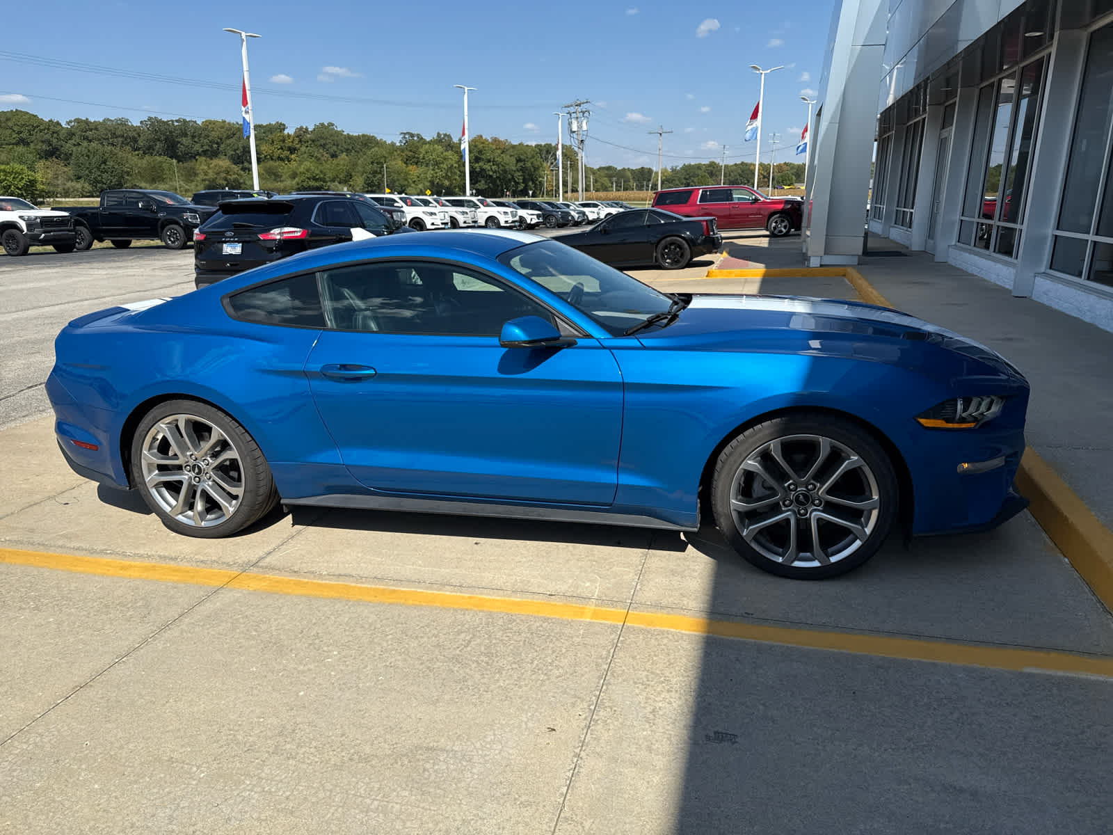 2020 Ford Mustang EcoBoost Premium photo 4