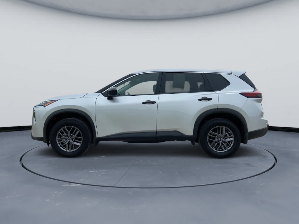 Used 2025 Nissan Rogue S FWD