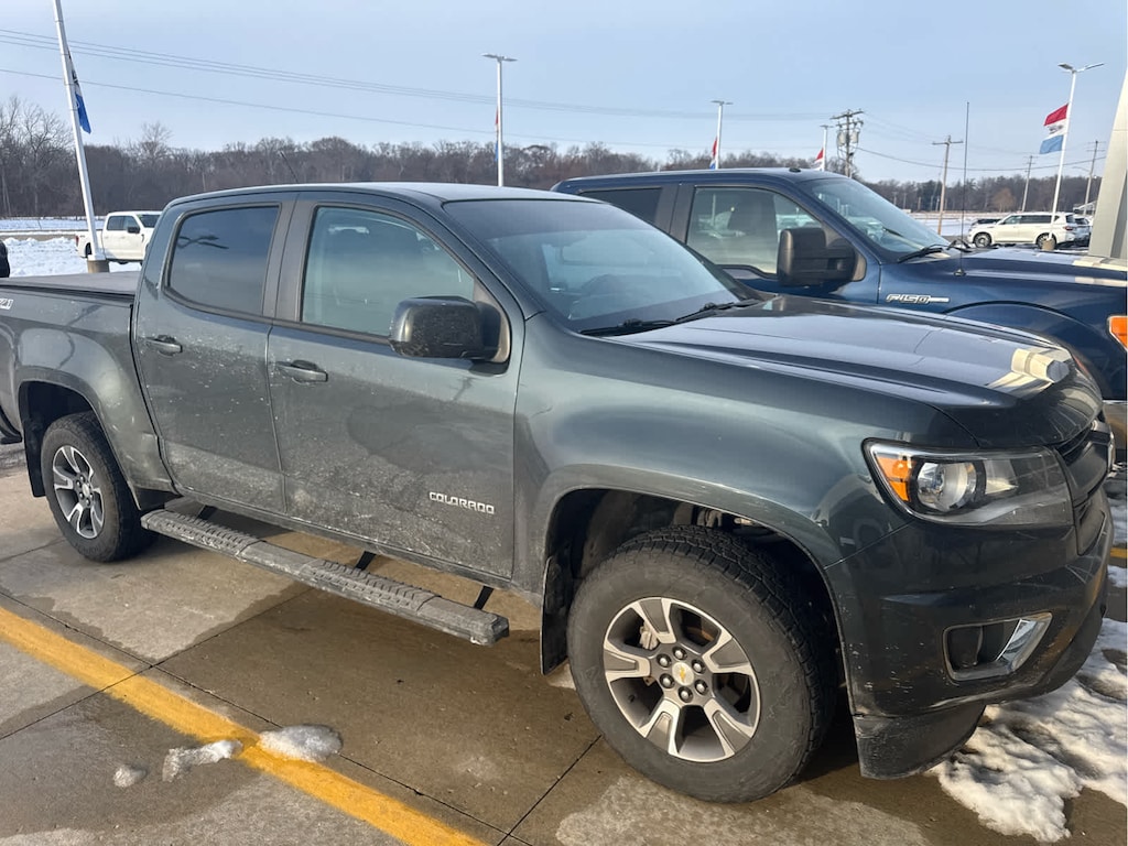 Used 2017 Chevrolet Colorado 4WD Z71 Crew Cab 128.3 Crew Cab 128.3