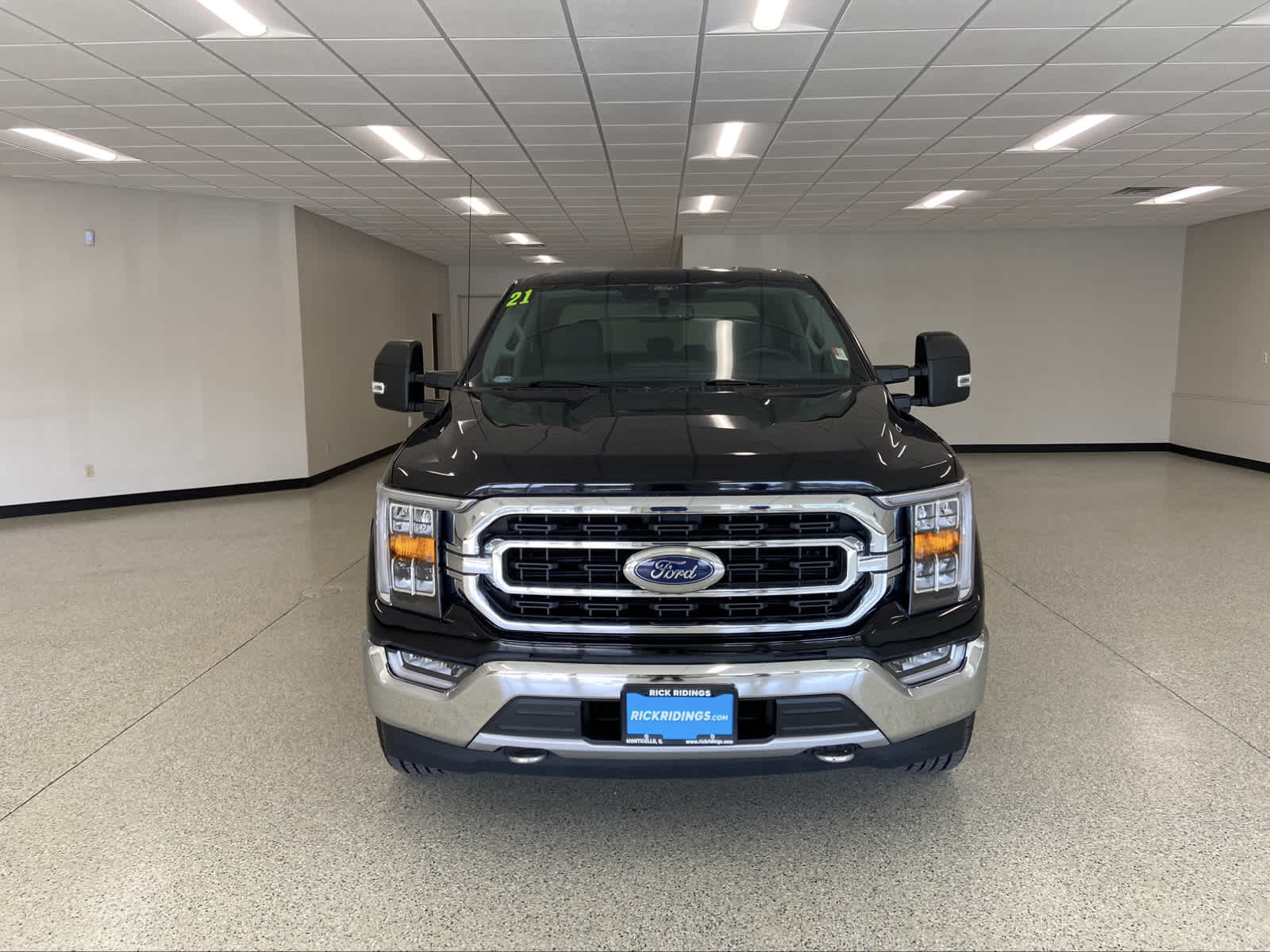 Used 2021 Ford F-150 XLT with VIN 1FTEW1EP3MKD32234 for sale in Monticello, IL