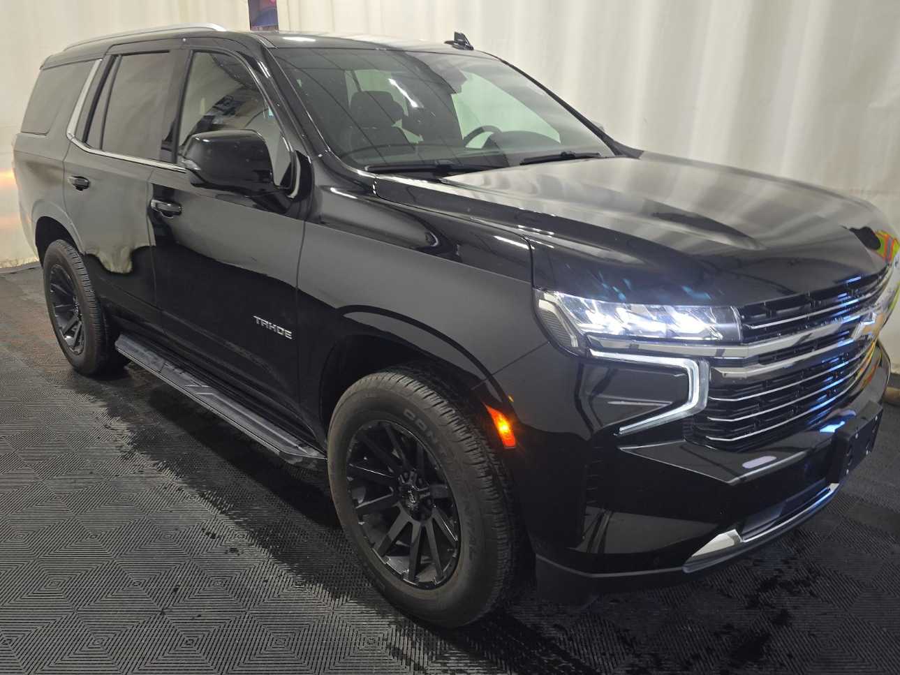 2023 Chevrolet Tahoe LT photo 3