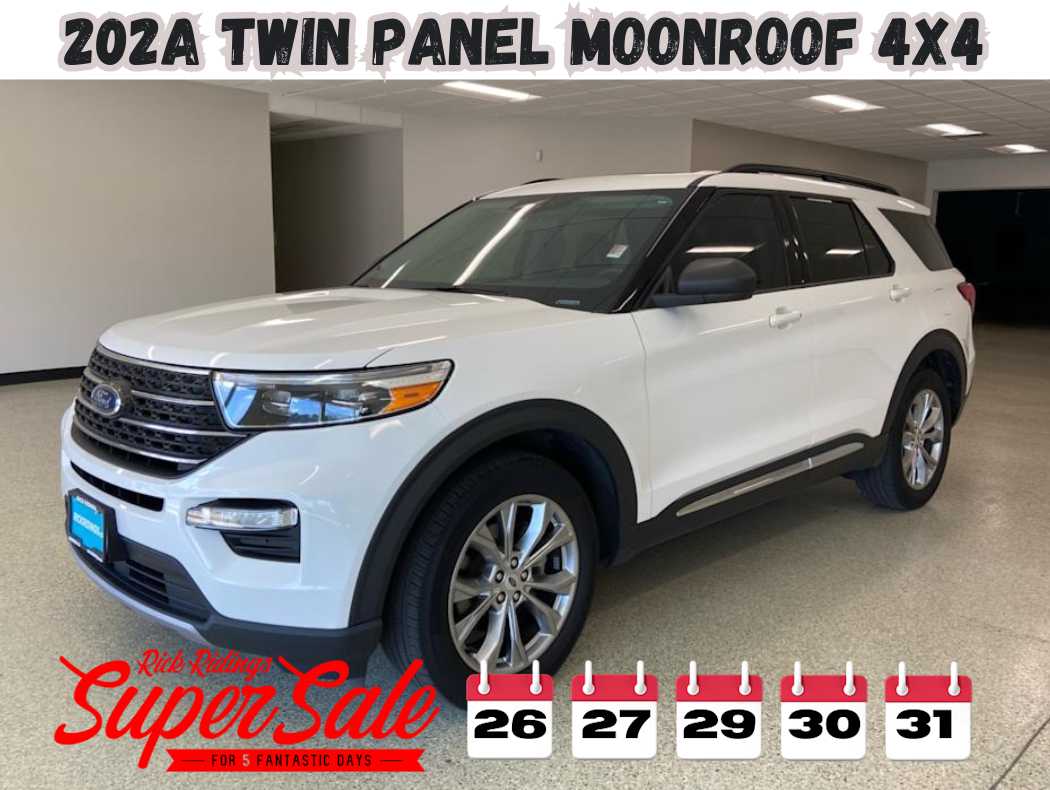 2022 Ford Explorer XLT's photo