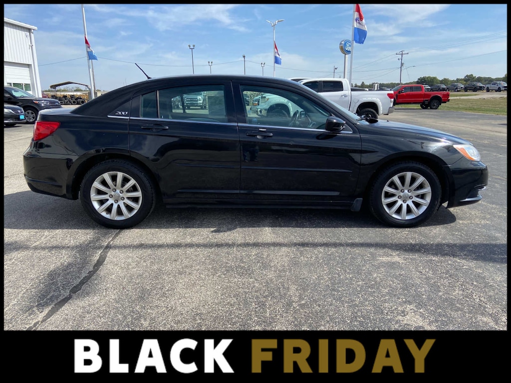 Used 2012 Chrysler 200 Touring Sdn