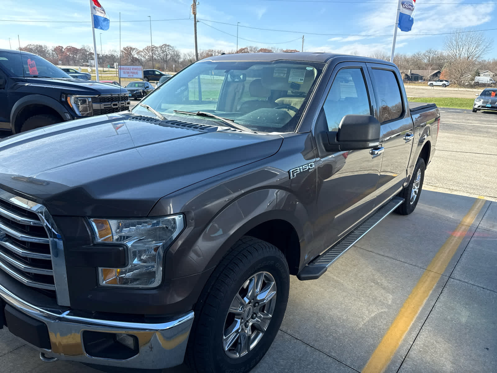2015 Ford F-150 XLT's photo
