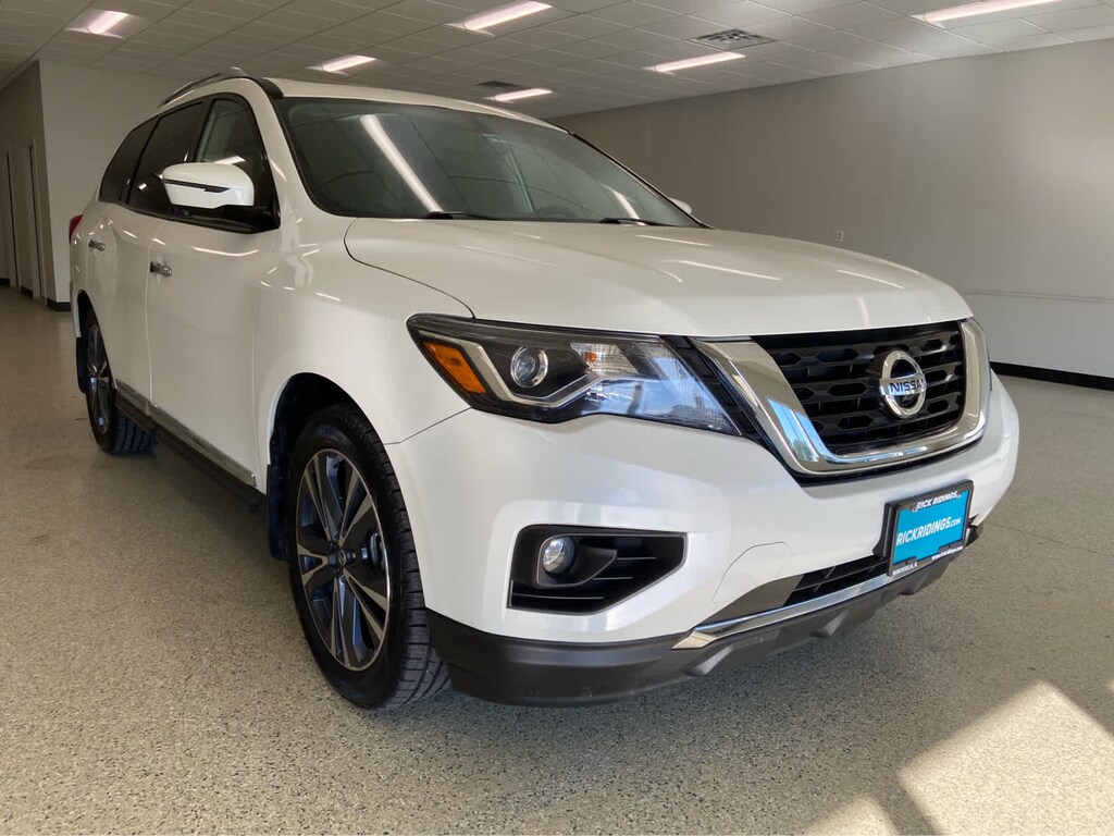 Used 2019 Nissan Pathfinder Platinum SUV