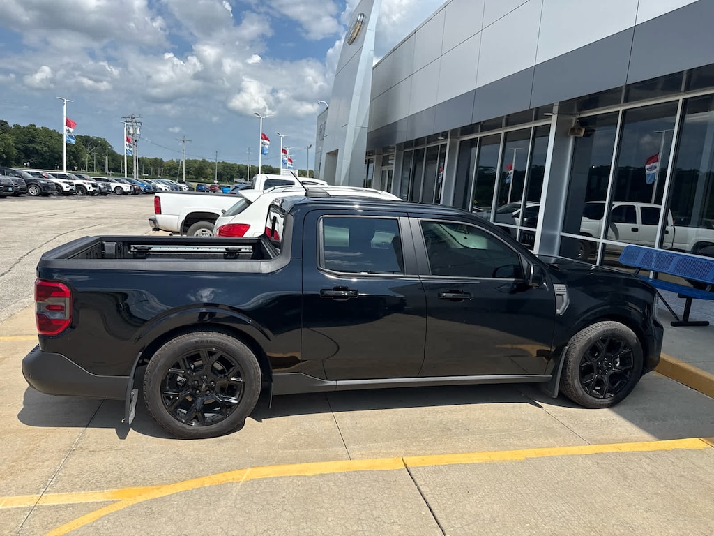Used 2025 Ford Maverick Lariat AWD Supercrew Truck SuperCrew
