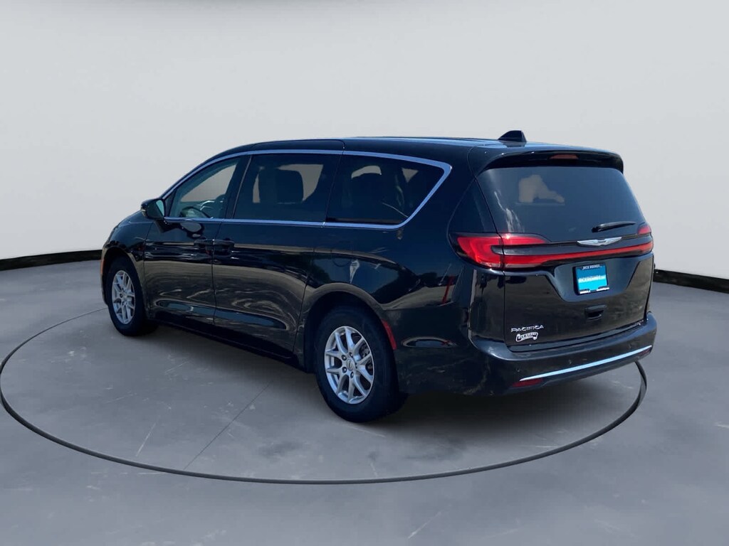 Used 2024 Chrysler Pacifica Touring L Van Passenger Van