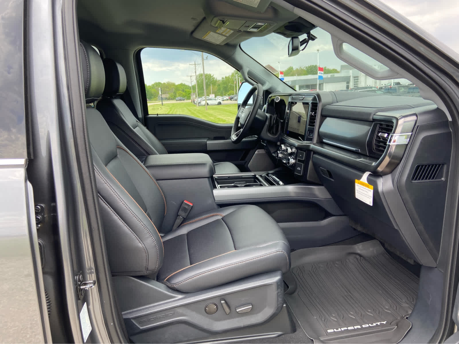 2026 Ford F-350 Super Duty Lariat - Photo 15
